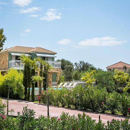 Afrodite Luxury Villa スヴォロナータ エクステリア 写真